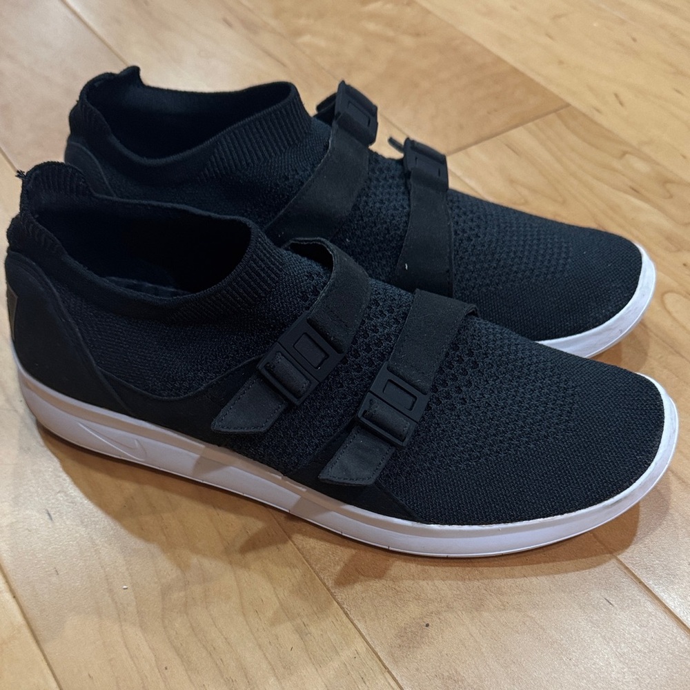 Nike Black Air Sock Racer Ultra Flyknit Athletic Sneakers -Size 10